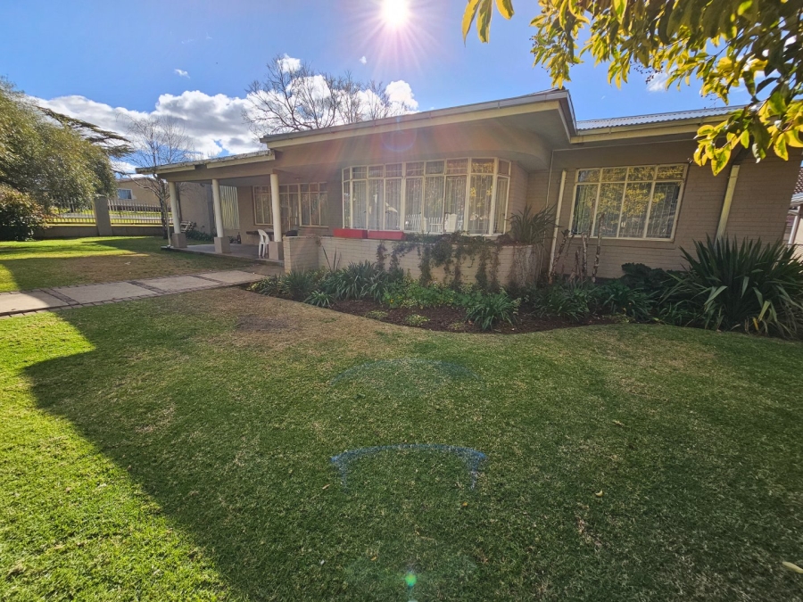 5 Bedroom Property for Sale in Eureka Free State